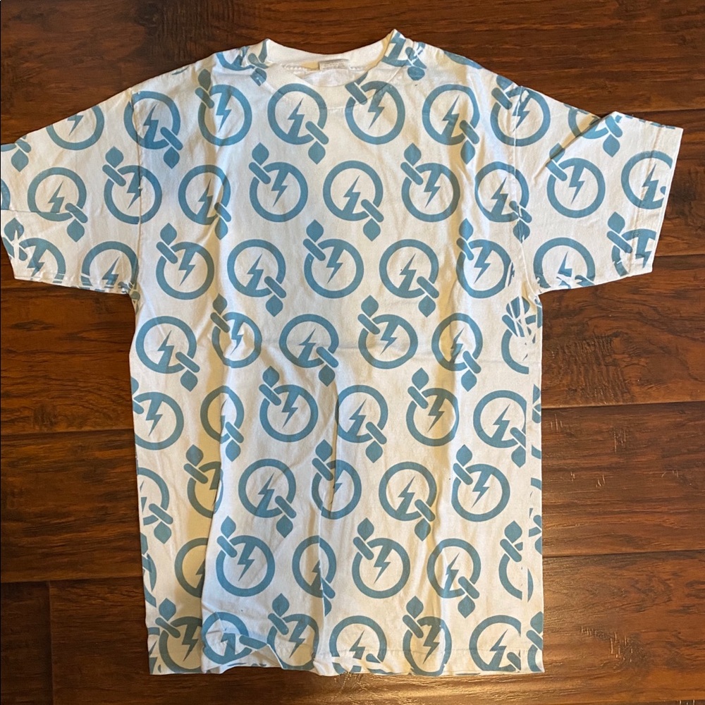 Men’s shirt